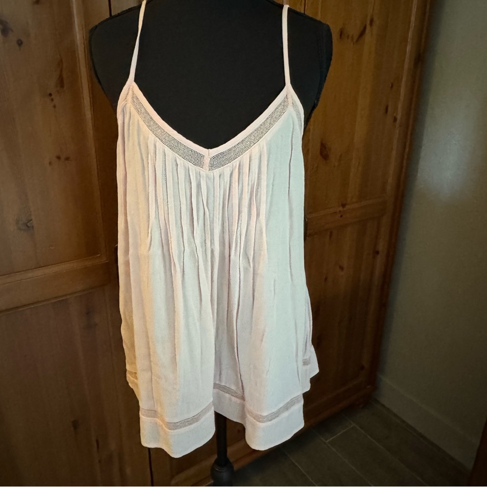 GAP Soft Pink Lace Adjustable Straps Tank Size M